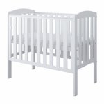 Patut din lemn Nichiduta Tobi White 100x50 cm cu laterala culisanta,margine din silicon pentru protectie dintisori,design modern,margini rotunjite,3 nivele de reglare somiera, vopsele si materiale sigure