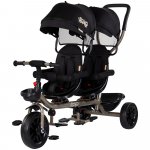 Tricicleta pentru gemeni Chipolino Hip Hop Noir cu sezut rotativ 360 grade, suporturi pentru picioare, bara de protectie, cosulete