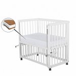 Patut co-sleeper Qmini Dalia Alb, multifunctional, 90x50 cm, din lemn de pin, reglabil pe orice treapta de inaltime la patul parintilor, sistem de ancorare si roti cu frana incluse + Saltea 8 cm