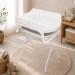 Cadita de baie pliabila Qmini Foldy Pro Care Alb/Gri, cu suport metalic si masuta de infasat, termometru electronic, dop si furtun pentru scurgere, antiderapanta, 80x49 cm